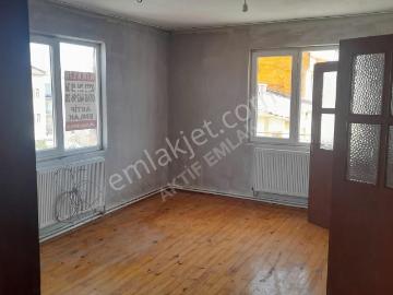 Aktif Emlak'tan Kanıca Mah Kiralık Daire 3+1 Doğalgazlı