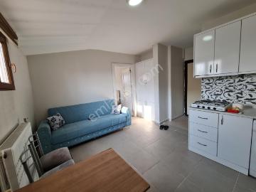 Aktif Gayrimenkulden Güvenli Memur Binasında 1+1 Eşyalı Daire