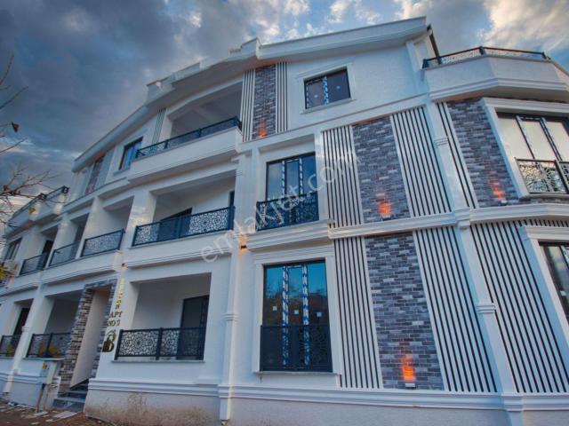 aktif'ten Yeni Yıl Fırsatı ! Zeytinli'de Satılık Sıfır Binada Ön Cephe 2+1 Daire