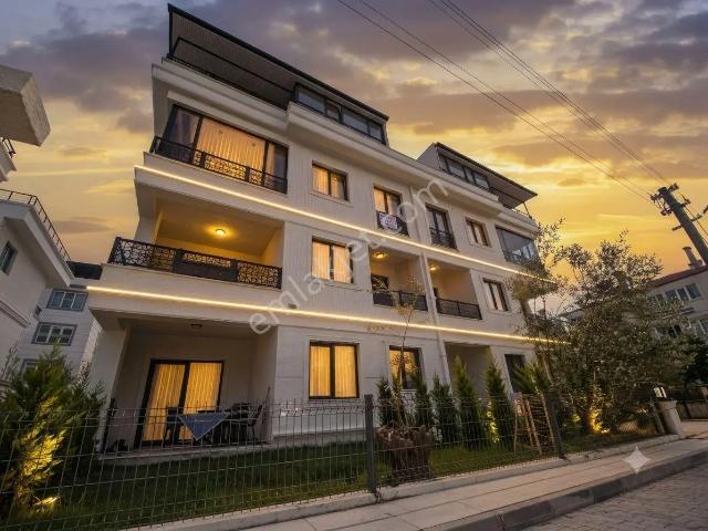 Aktif'ten Zeytinlide Satılık Doğa Manzaralı Harika Tasarımlı 3+1 Dublex