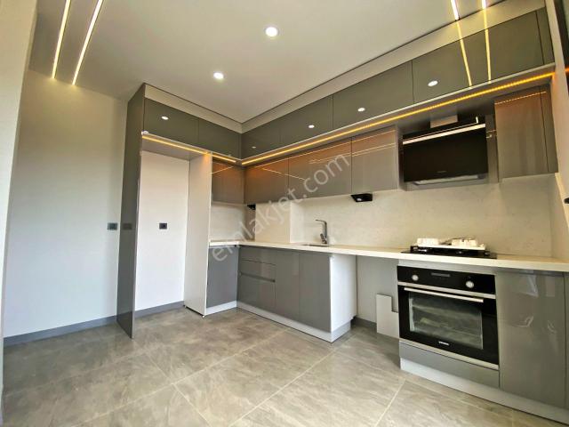 Aktiften Zeytinlide Satılık Modern Tasarımlı Manzaralı 3+1 Geniş Dublex