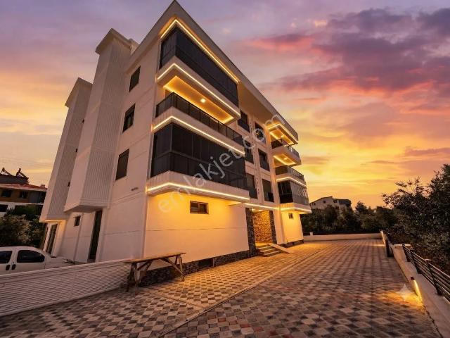 Aktif'ten Zeytinlide Satılık Yerden Isıtmalı Mtasarım Harikası Ön Cephe 2+1 Daire