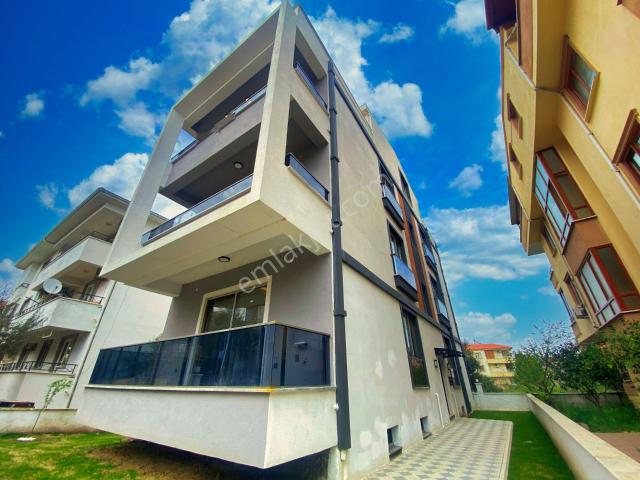 aktif'ten Akçay Merkezde Satılık Yeni Bir Başlangıç İçin Mükemmel Ayrı Mutfaklı 1+1 Daire