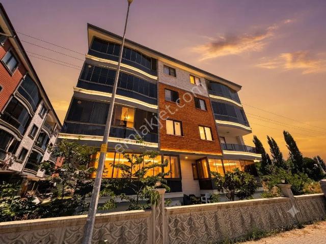 Aktif'ten Akçay'da Satılık En Nezih Muhitte Kombili Harika Fırsat 1+1 Daire