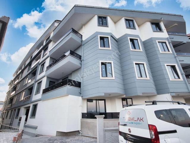 aktif'ten Akçay'da Satılık Huzurla Oturabileceğiniz Fırsat 1+1dairesi