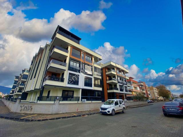 aktif'ten Akçay'da Satılık Modern Tasarımlı Ön Cephe 4+1 Dublex