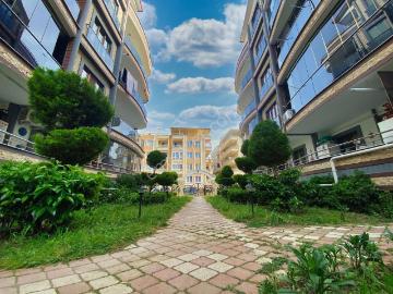 aktif'ten Altınkumda Otoparklı Yüzme Havuzlu Kiralık 4+1 Dublex