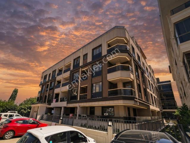 Aktiften Altınkumda Kapalı Otoparklı Arakat Lüx Kiralık 1+1daire