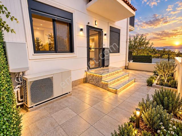 Aktif'ten Çamlıbel'de Satılık Deniz Ve Doğa Manzaralı Harika 5+1 Villa