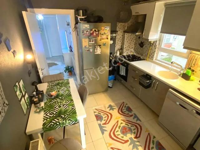 aktiften Bahçelievlerde Şık Tasarımlı Önü Kapanmaz Geniş Teraslı Satılık 3+1 Dublexs Daire