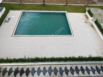 ▓aktiften Havuzlu Site İçerisinde Denize Yakın Şık 3+1 Satılık Daire