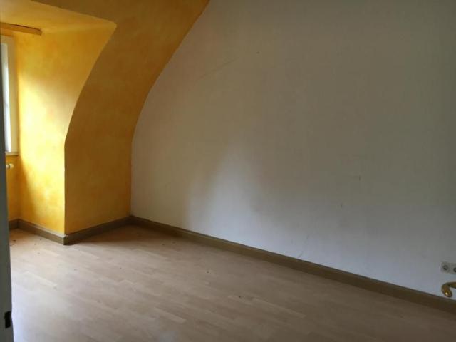 AKTION: 1/2 Miete für die ersten 6 Monate 3 Zimmer Wohnung im Dachgeschoss