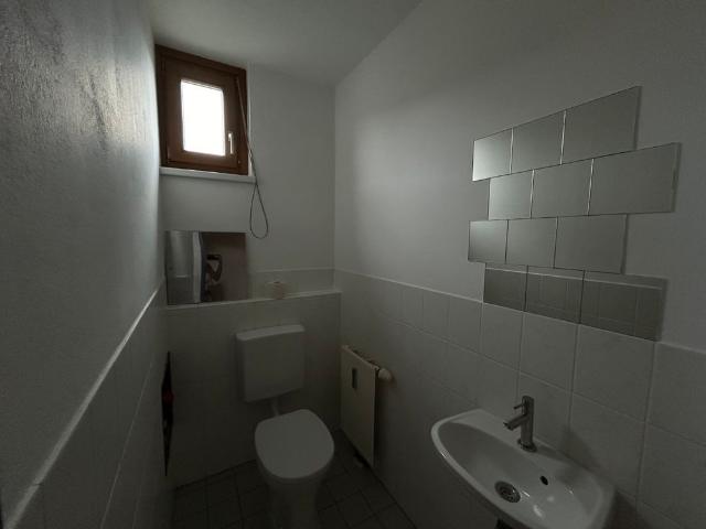AKTION & NEUE KÜCHE Sehr schöne 2 Zimmer Wohnung mit Balkon in ruhiger Lage