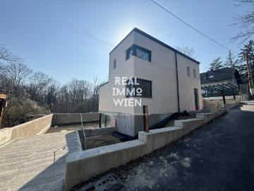 ! AKTIONSVERKAUF ! ~ exklusive Chance ~ Erstklassige Luxusvilla: Modernes Design und private Pool Oase