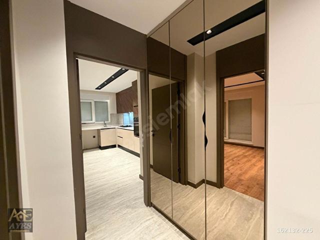 AKTOPRAK MAHALLESİNDE 2+1 95 M 1. KAT ASANSÖRLÜ AYRI MUTFAK BALKON AÇIK OTOPARK