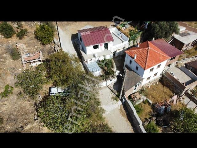 Akustik Emlaktan Orhanlıda Mustakil Bahçeli Dublex Ev