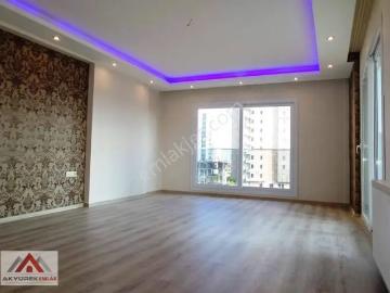 Akyürek'ten Mezitli Akdeniz'de Havuzlu Site İçi Kiralık Daire