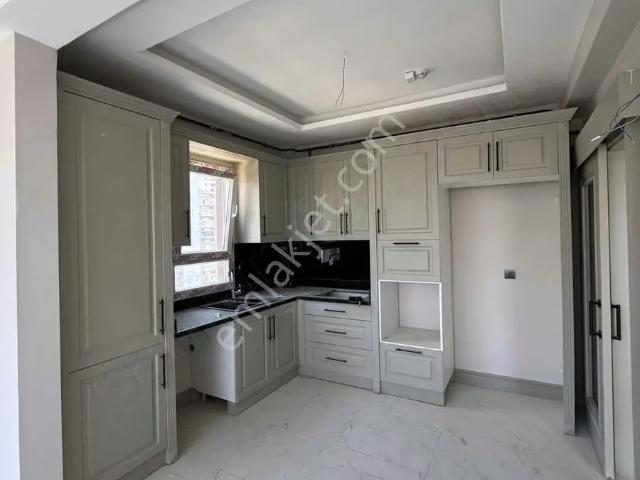 Akyürek'ten Akdeniz Mah.site İçi Sıfır 3+1 Sosyal Donatılı Daire