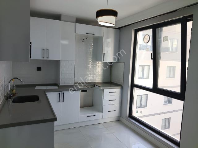 Akyıldız 'da Kiralık 2+1 Dubleks Daire Pazaryeri' Dibinde 100 M