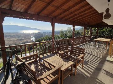 Ula, Muğla ili, Ege Bölgesi - Balkon, Uüzme havuzu