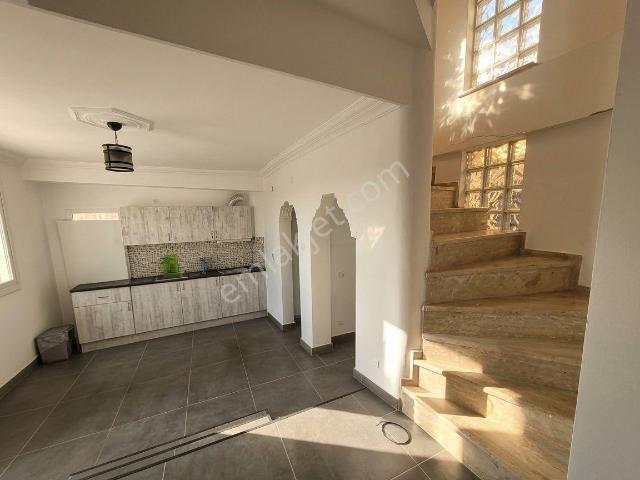 Akyarlar'da Deniz Manzaralı, Dublex 1+1 Kiralık Daire