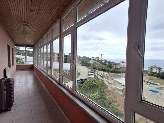 Akyazıda Manzaralı Kiralık 2+1