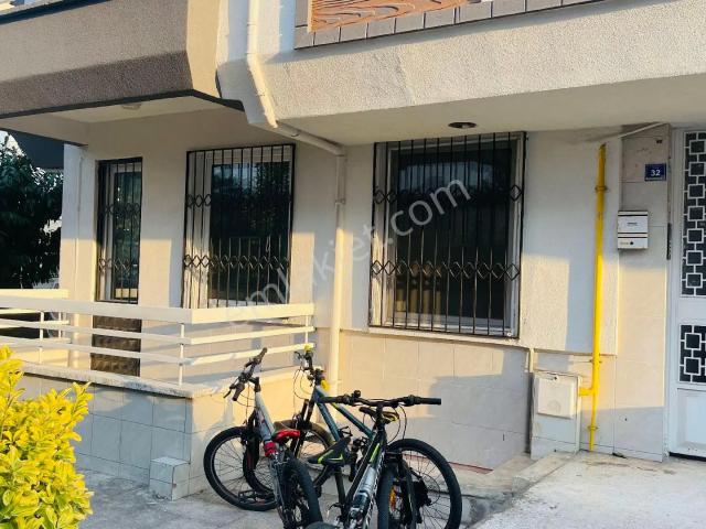 Akyazı Mahallesi Yaşlılar Yurdu Yanında Aynı Bina Da 2 Kiralık