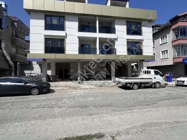 Akyazının En Seçkin Noktasında Satılık 3+1 Dublexs