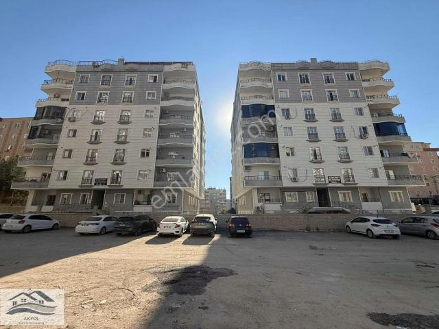 Akyol Emlaktan Eski Emniyet Yakını Kiralık 2+1 Daire