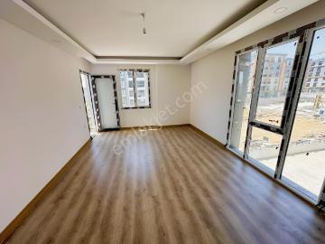 Akyol Gayrımenkul'den Yeni Mahalle Kiralık Sıfır 3+1 Daıre