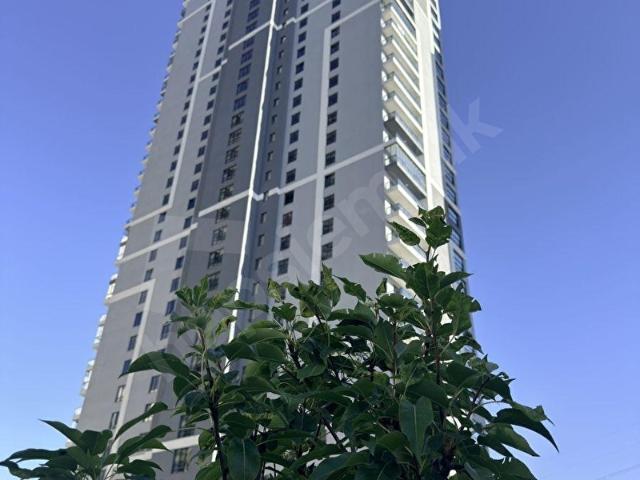 ŞAH İNCEK KULE SATIŞ OFİSİNDEN GÖL MANZARALI SATILIK 5+1 DAİRE