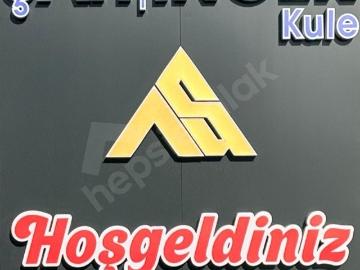 ŞAH İNCEK PROJESİ SATIŞ OFİSİNDEN GÖL MANZARALI SATILIK 5+1 DAİRE