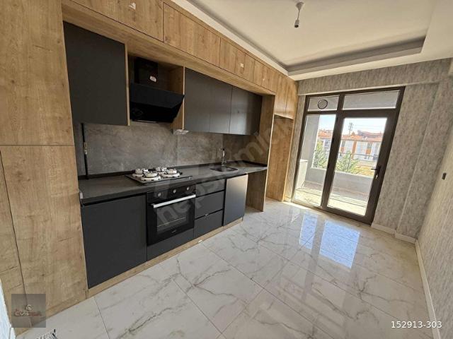 AHMET YESEVİ CAD. YANI 2+1 FIRSAT DAİRE SATILIK