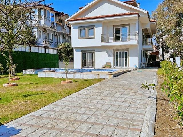 AHMET COŞKUN GAYRİMENKULDEN ULUCAMİ MAHALLESİNDE HAVUZLU DAİRE