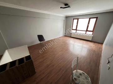 Ahmet Şefik Kolaylı Cad. Yakını 3+1 Bağımsız Giriş Kat Balkonlu