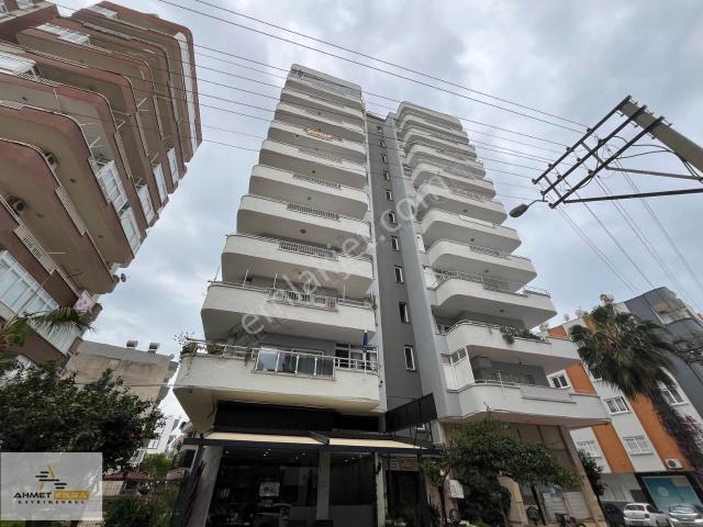 Ahmet Kara'dan Cumhuriyet Mah.'de 3+1 Geniş Oturum Kiralık Daire
