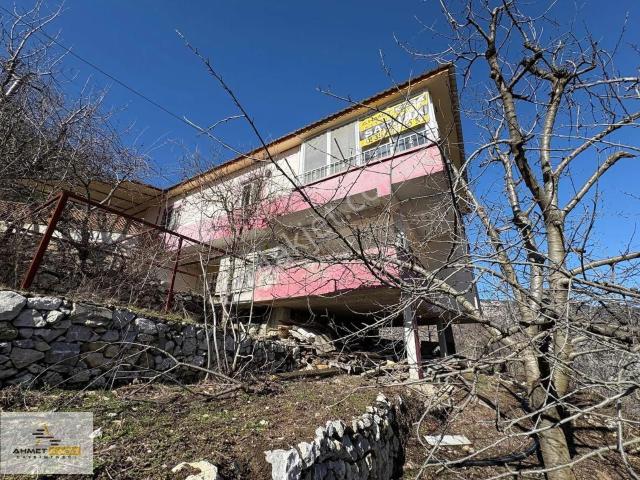 Ahmet Kara'dan Fındıkpınarı Mah.3600 M2 Arsa İçinde 2 Katlı Ev