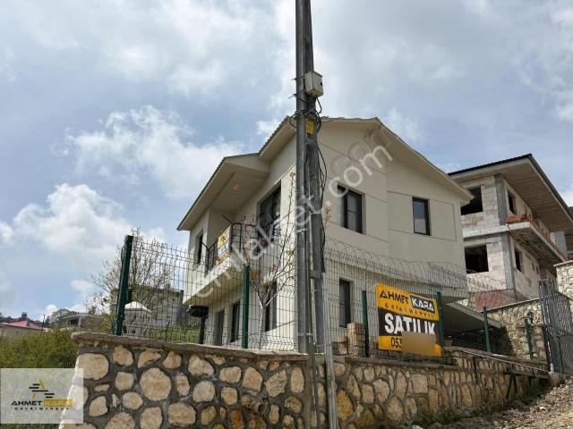 Ahmet Kara'dan Toroslar Gözne Mah 3+1 Eşyalı Satılık Lüks Villa