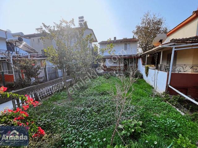 Ahmetbeyli Sahilinde Denize 200 Mt Satılık Müstakil Villa