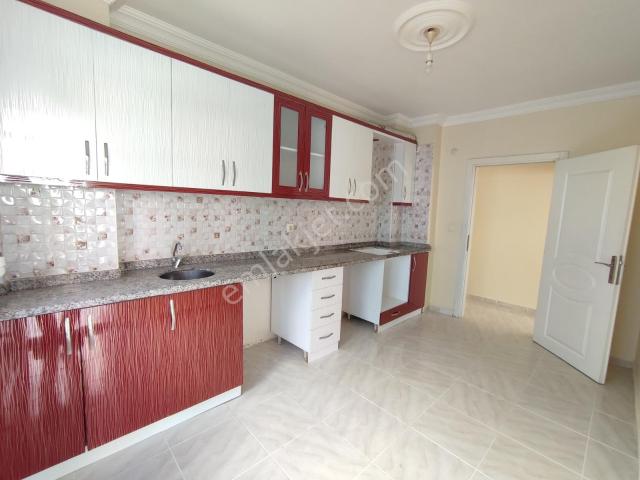 Ahatlı'da Asansörlü Ara Katta Çok Geniş Kiralık 2+1 Daire