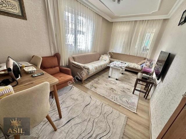 Ahatlıda Ayrı Mutfaklı Masrafsız Güzel Daire