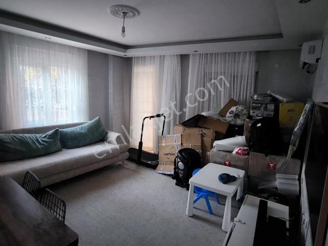 Ahatlı Mh. Ağ.ve Diş Sağ. H. Yakınında Kiralık Daire 2+1 100 M2