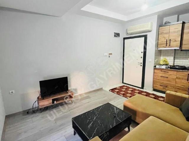 Ahatlı Sıfır Bina 1+1 Yeni Eşyalı Katta Geniş Kıralık Daire