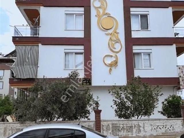 Ahatli Mahallesi Yüksek Giriş Kat Ayrı Mutfak Satılık
