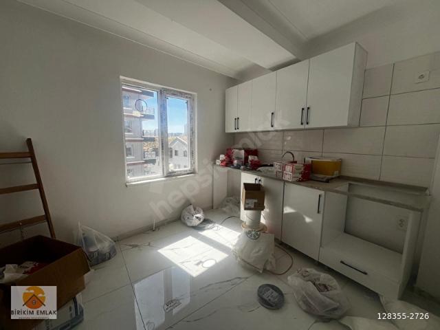 ŞAHAPGÜRLER MAHALLESİNDE 2+1 ARAKAT 90m2 SIFIR DAİRE
