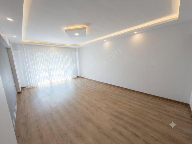 Şahbaz Emlak’tan | Sivas Merkez Bağdat Cd. Civarı Site İçinde Lüks Kiralık 3+1 Daire