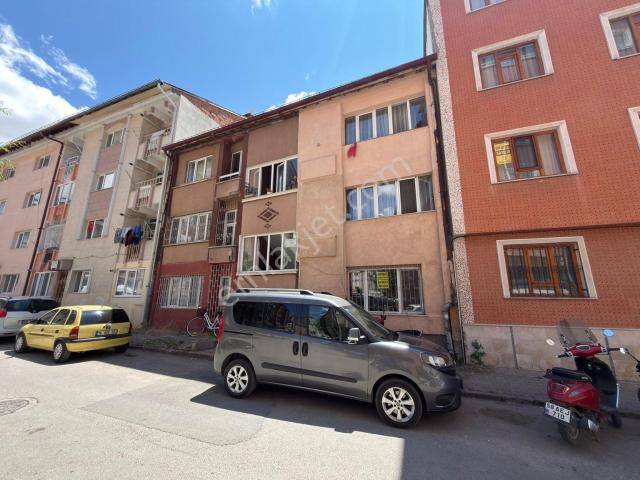 Şahbaz Emlaktan | Çarşı Merkezde Satılık Kelepir 2+1 Daire