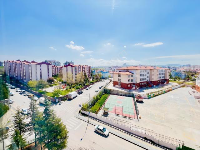Bölgenin Bağlantı Yollarına Cephe Panaromik Manzara Site İçi 3+1