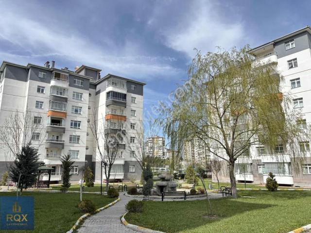 Ahi Mesutta Site İçerisinde Full Yapılı Asansörlü 3+1 Daire