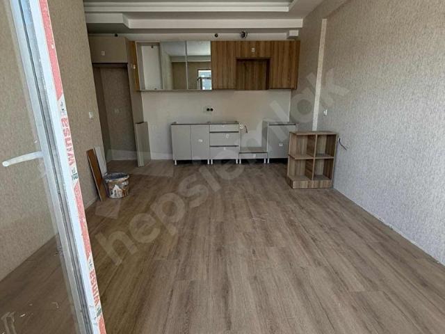 AHİMESUT YENİ BAĞLICA SINIRI SATILIK GENİŞ M2 1+1